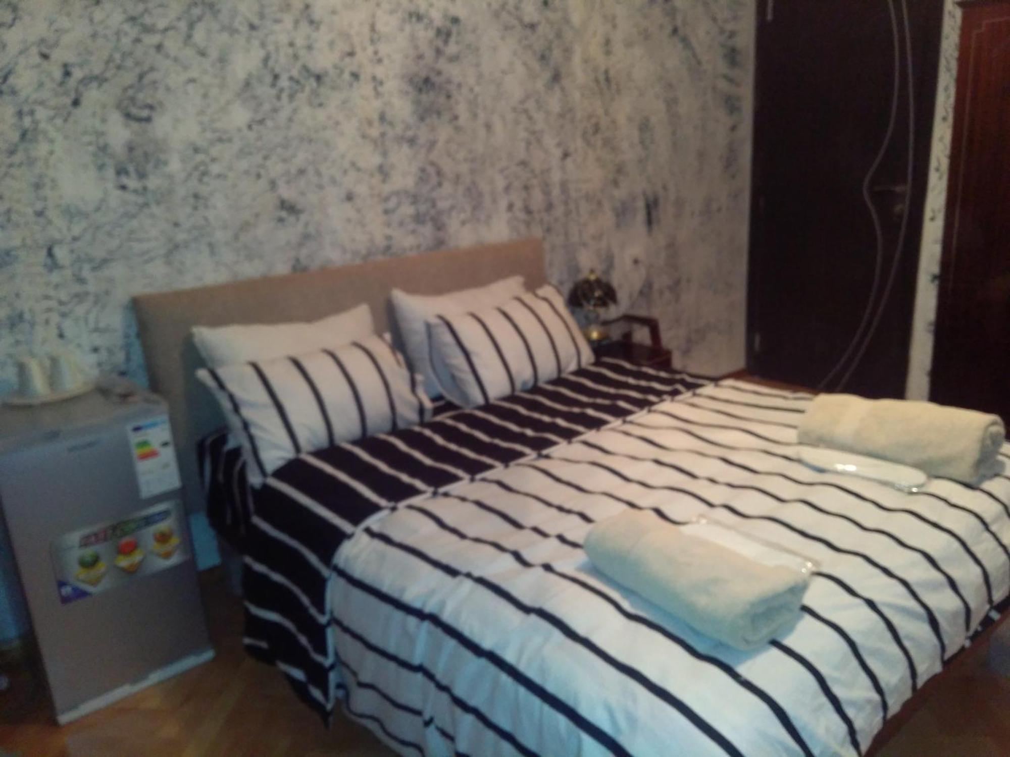 Mia B&B Tbilisi Rum bild