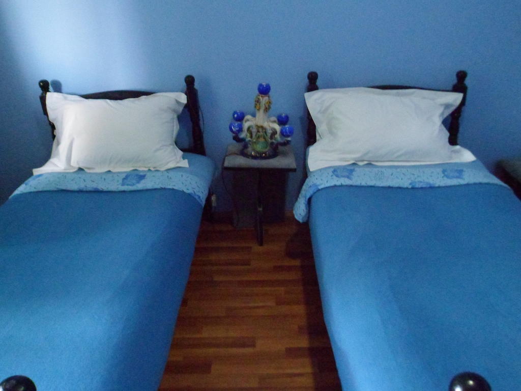 Mia B&B Tbilisi Rum bild